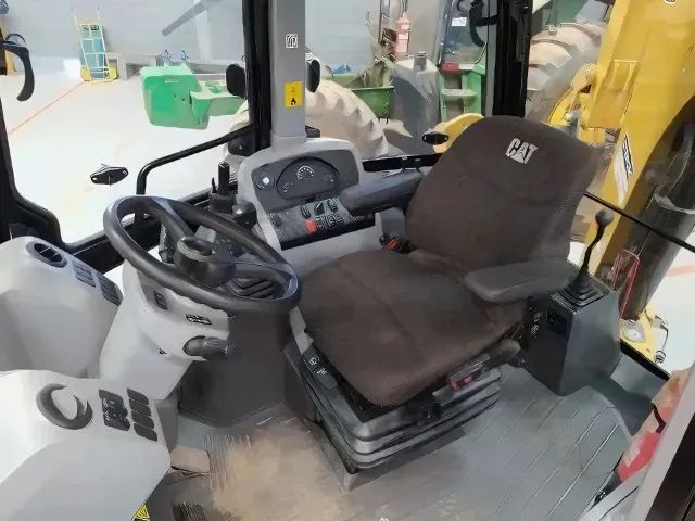 Retroescavadeira Cat 416 F2 Ano 2021 - Foto 5