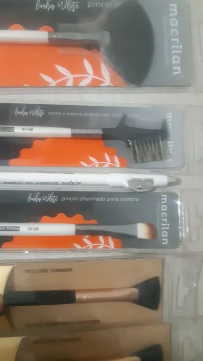 Pincéis e acessórios para maquiagem - Foto 2
