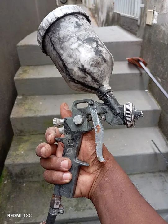 Pistola de pintura Titanium usada - Foto 3