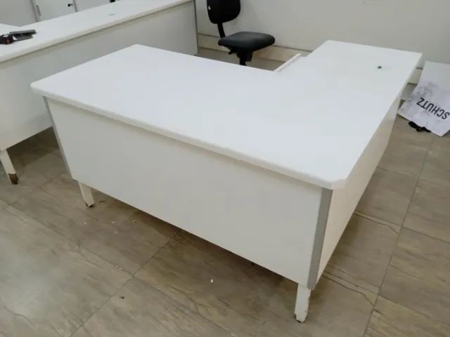 Mesa de escritório em L c/ 3 gavetas 1 prancha de correr e suporte p/ cpu em MDF Branco - Foto 5