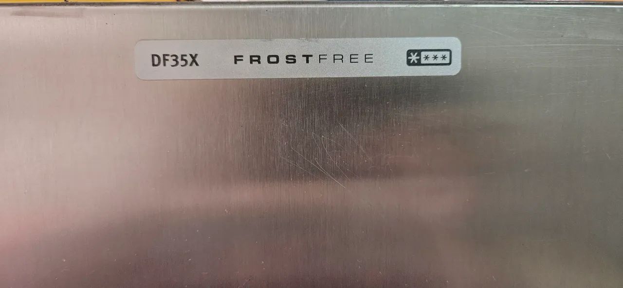 Geladeira Duplex com defeito Electrolux 261L - Foto 2