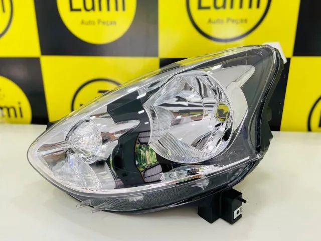 Farol Nissan March 2015 a 2020 - NOVO!!