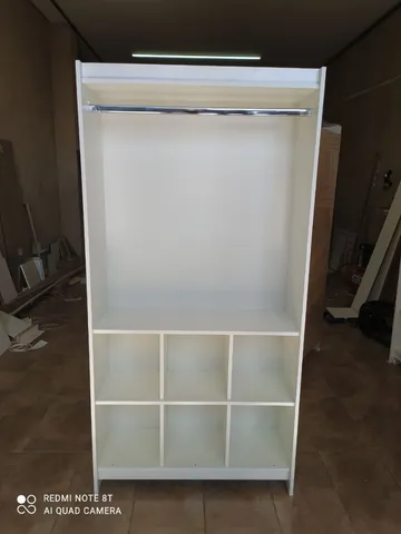 CABIDEIRO COM COLMÉIA INFERIOR MDF