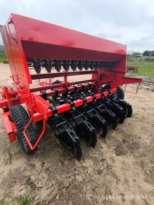 Plantadeira Agrícola Semeato SHM 11/13 - Foto 5