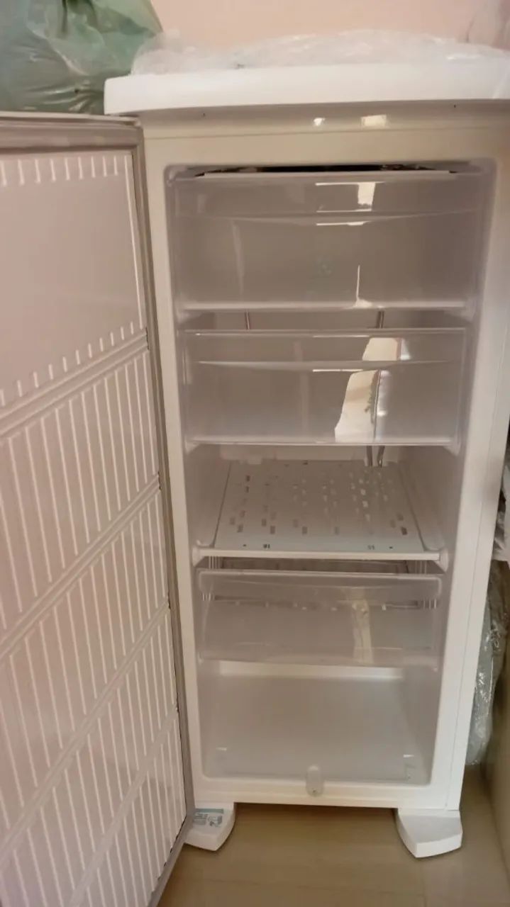 Freezer vertical - Foto 2