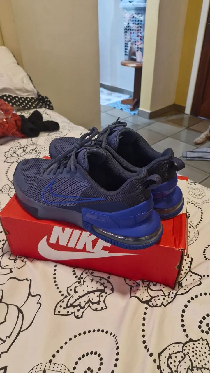 Top4running Air Max 270 React Runners Point Flyknit Royal Air Max