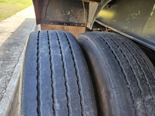 Carreta Graneleira Facchini Vanderleia Ano 22 14x 1.70mts chapa, roda disco, pneus usados - Foto 8