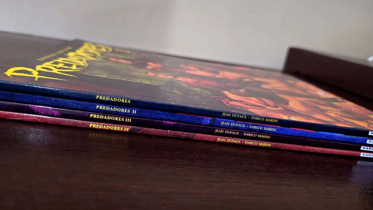Predadores (Completo em 4 volumes) - HQ Devir - Foto 5