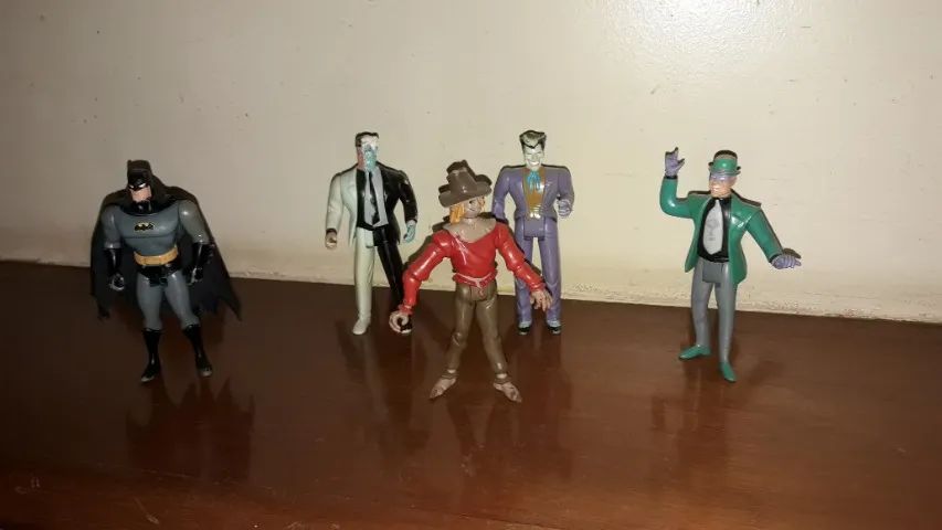 Brinquedo Boneco Ação Coringa Batman Charada DC Comics 1993 - Foto 3
