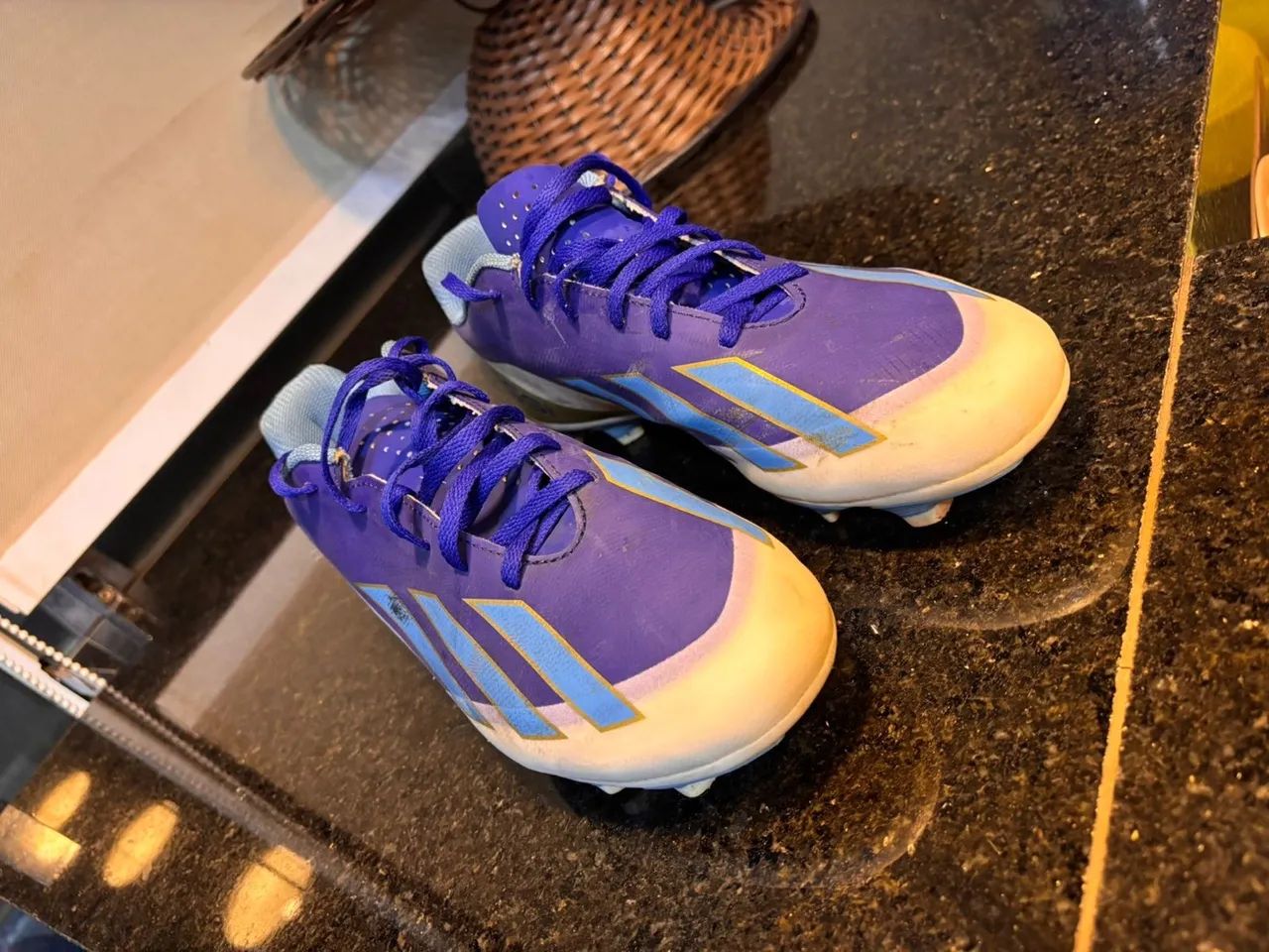 Chuteiras campo Adidas Crazyfast messi club usada tamanho 41 - Foto 4