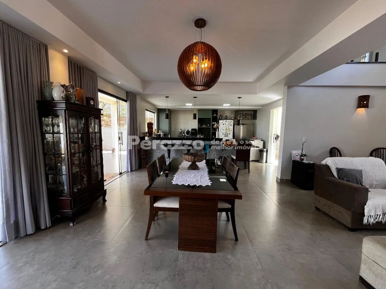 Belíssima Casa com 4 SUÍTES localizada no Condomínio Quinta Interlagos - Jardim Botânico P - Foto 6