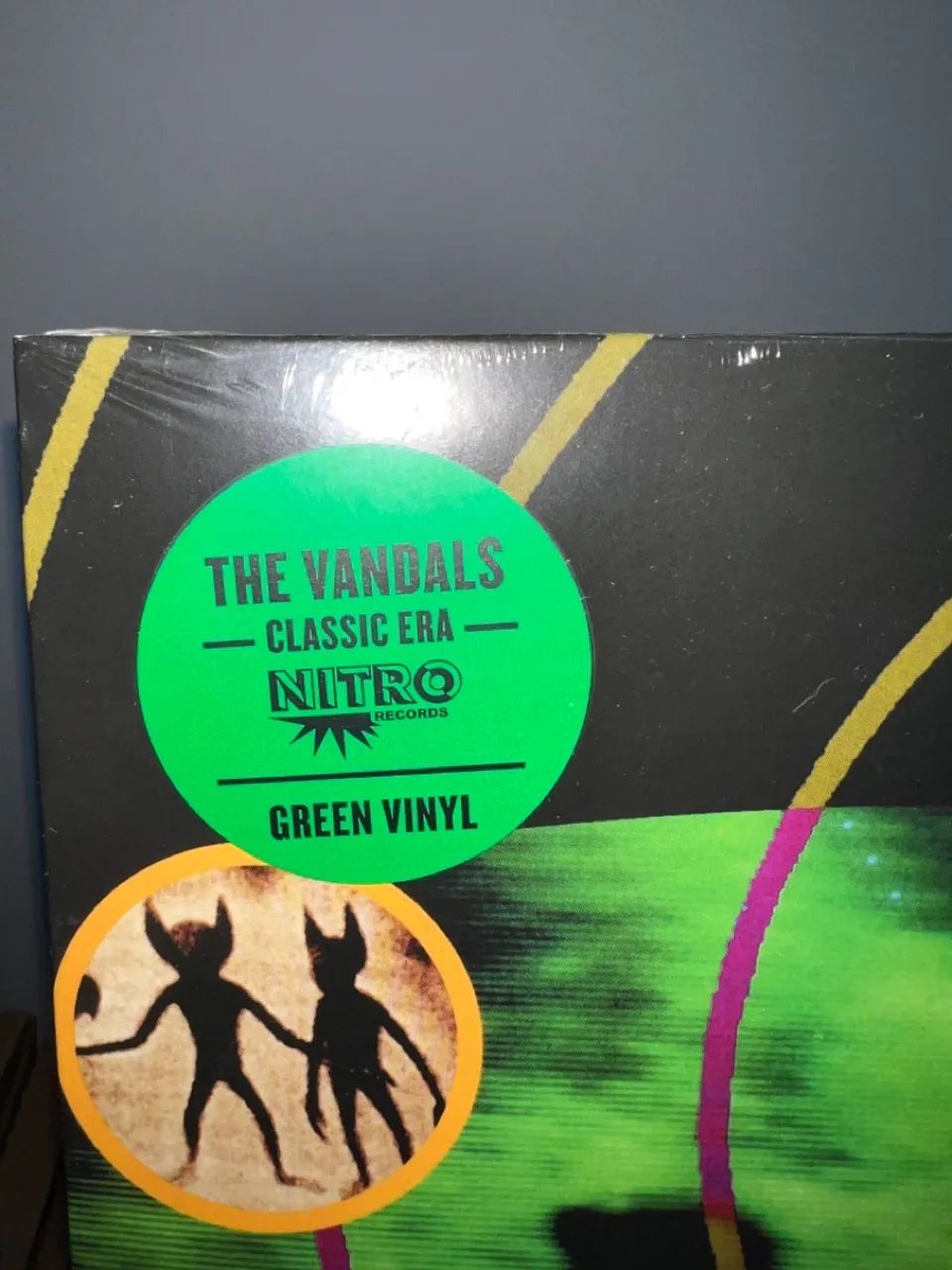 VANDALS - The Quickening (LP Importado Vinil verde) ( Ramones Sex Pistols ) - Foto 2