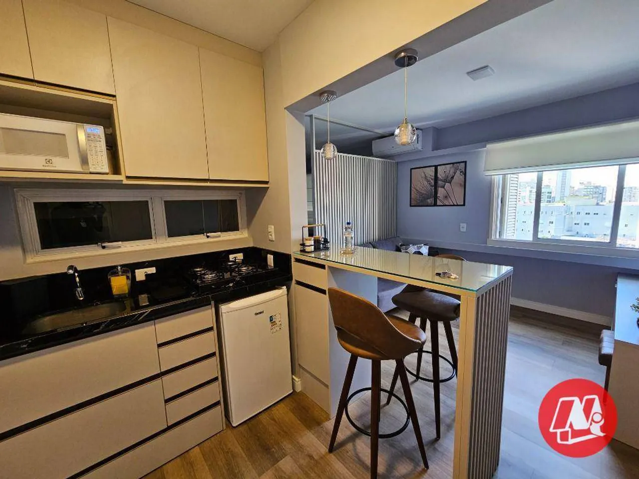 Studio para alugar, 40 m² por R$ 2.950,02/mês - Centro - Porto Alegre/RS