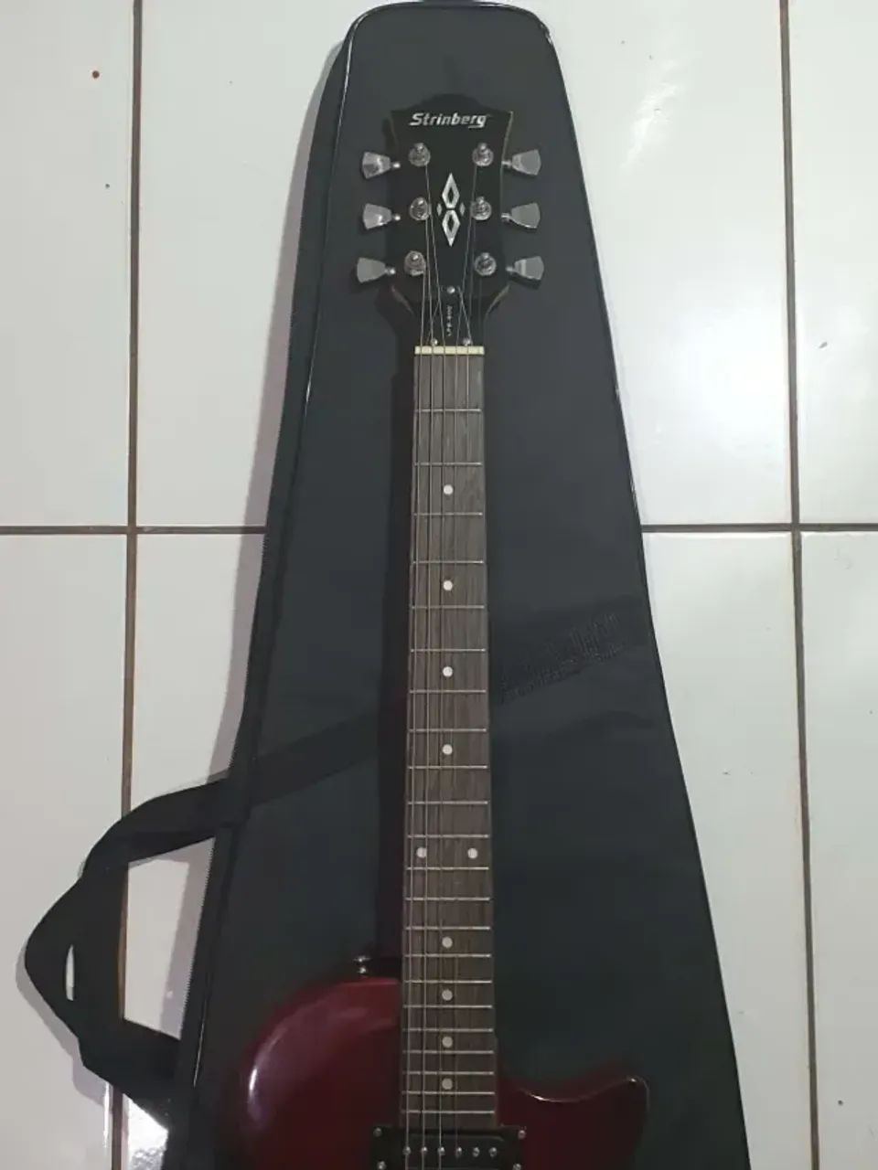 Guitarra Strinberg Lps200 + Case. - Foto 3