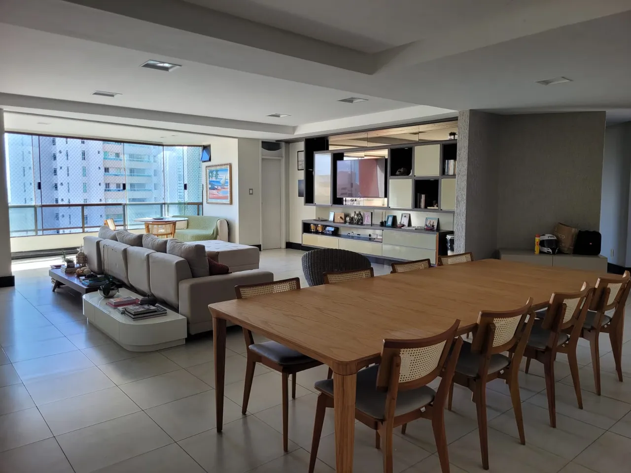 Apartamento para venda possui 232m² com 3 suítes em Renascença - São Luís - MA