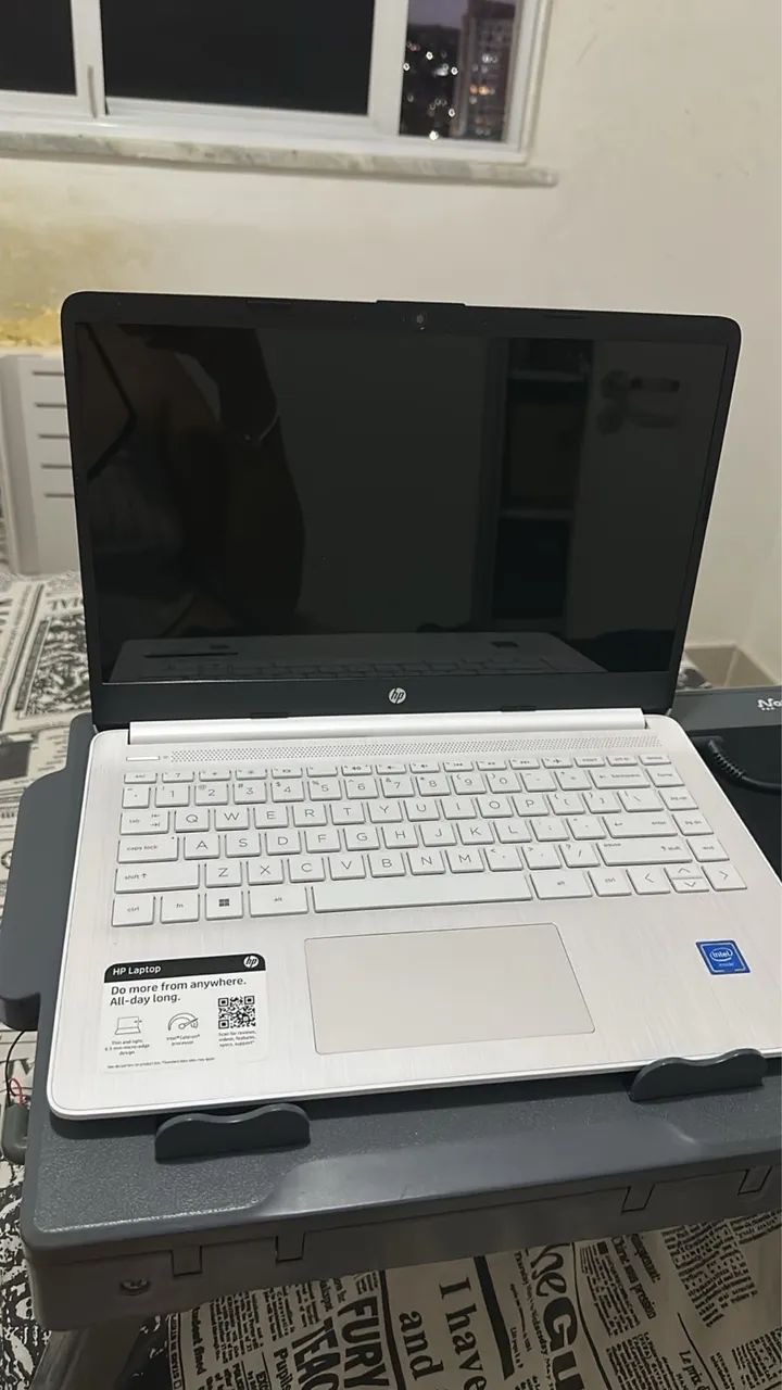 Notebook HP 14 polegadas 64GB + Cartão com GB extra