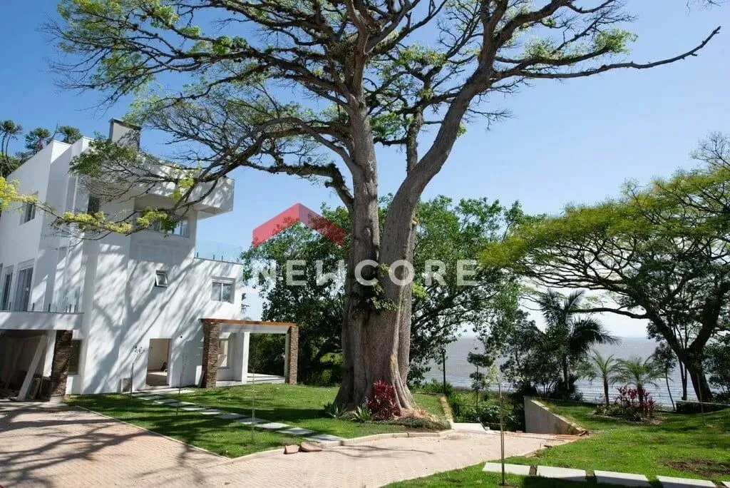 Casa de condomínio em Avenida Coronel Marcos - Pedra Redonda - Porto Alegre/RS