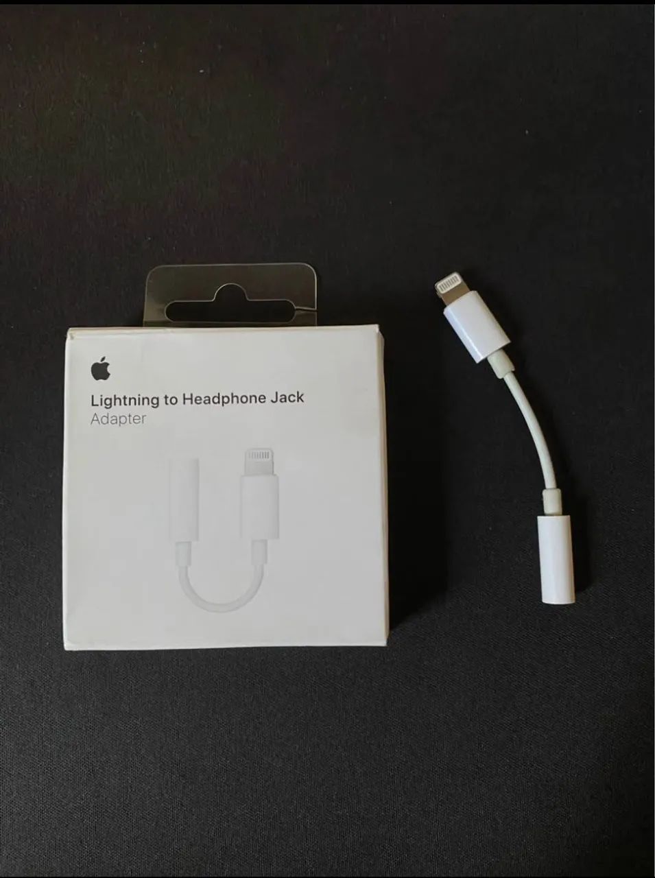 Apple Lightning to Headphone Jack - Original