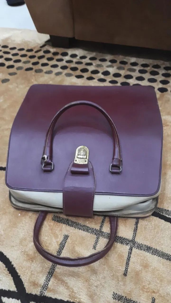 Máquina de escrever italiana FUNCIONANDO 64312830020995121