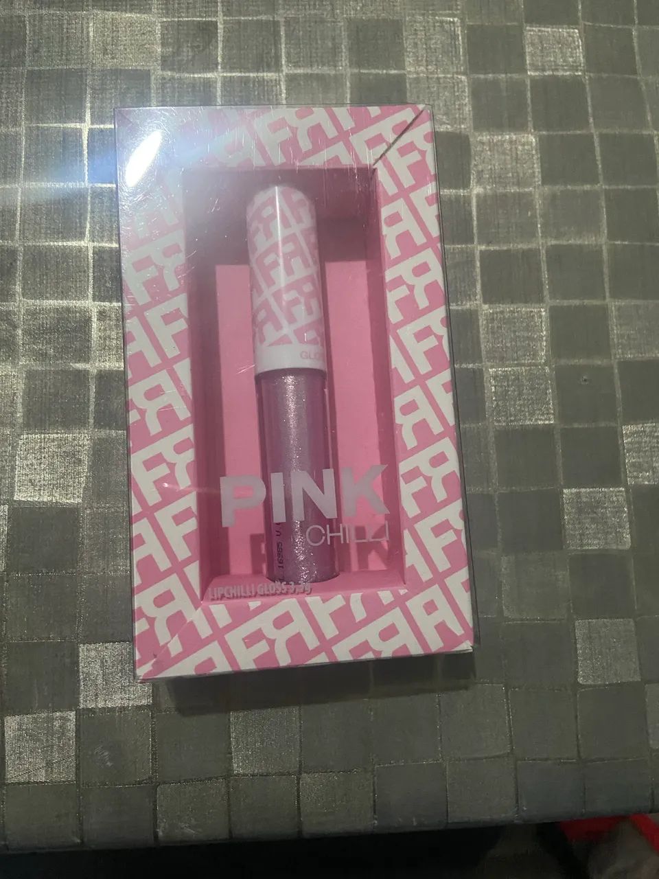 Pink Chilli Gloss Francine Elke 