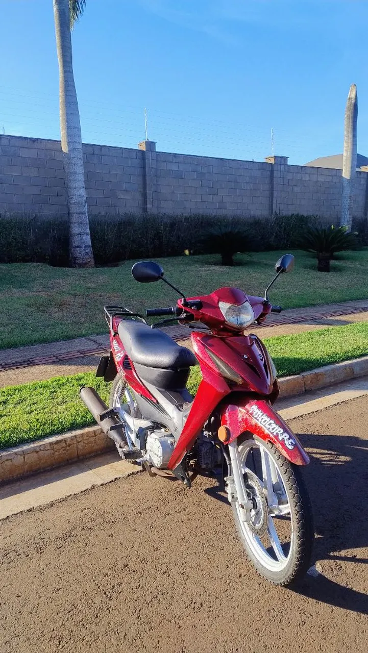 Moto Dourados a venda,com placa brasileira