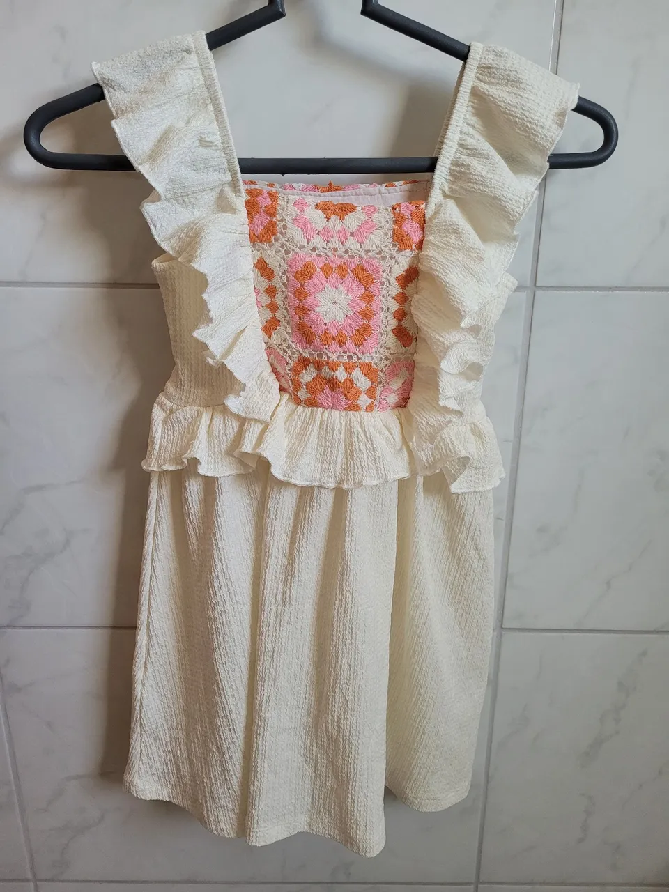 Vestido  infantil em ótimo estado.