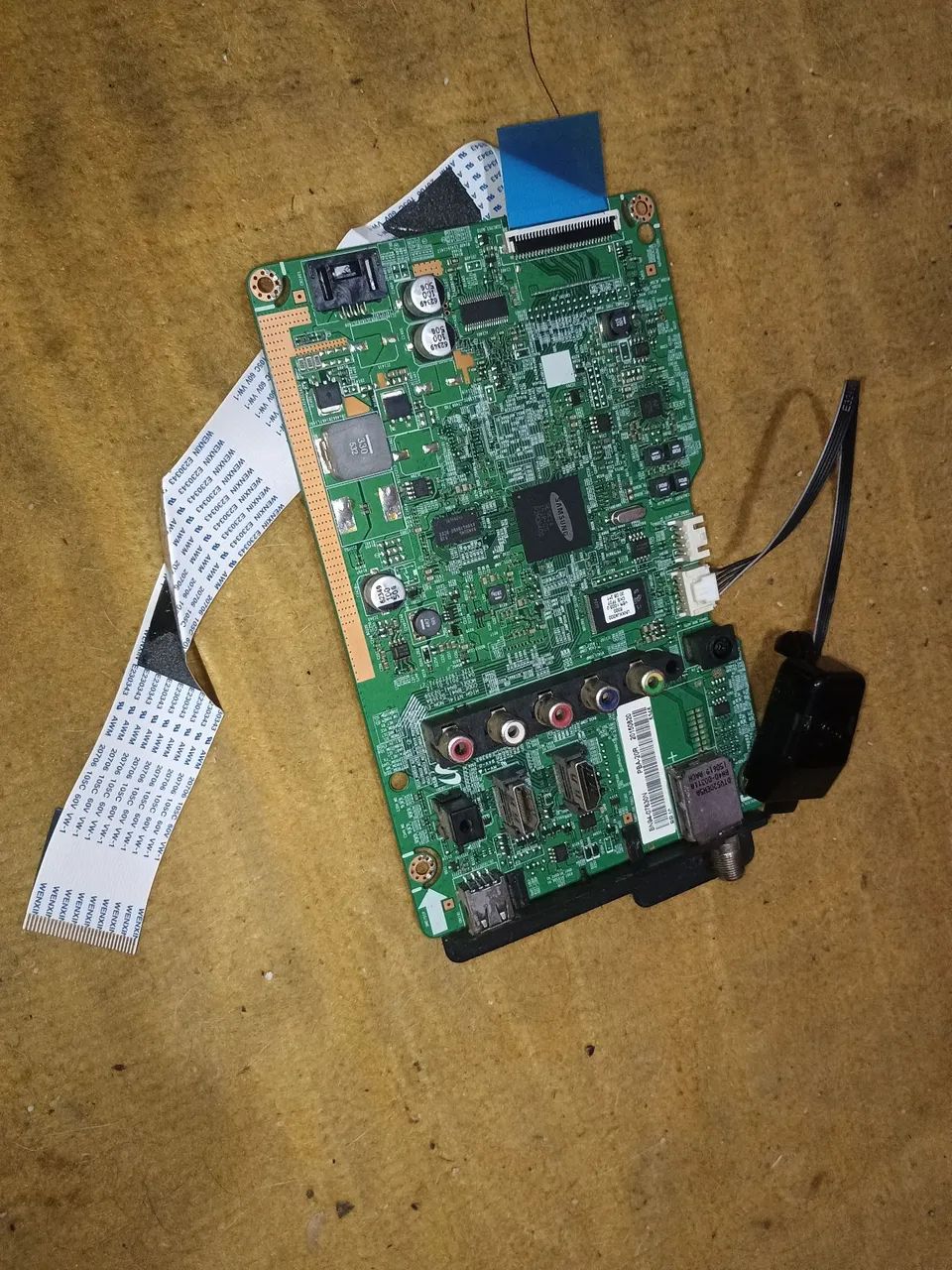 Placa principal tv Samsung un32j4000ag completa 