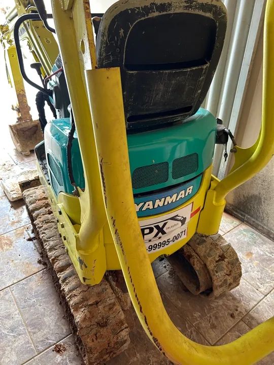 Mini escavadeira Yanmar Vio08 - Foto 3