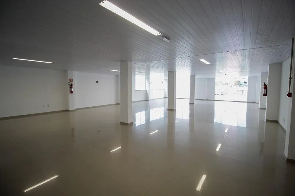Sala para alugar no Paineiras, Juiz de Fora/MG [LOC]