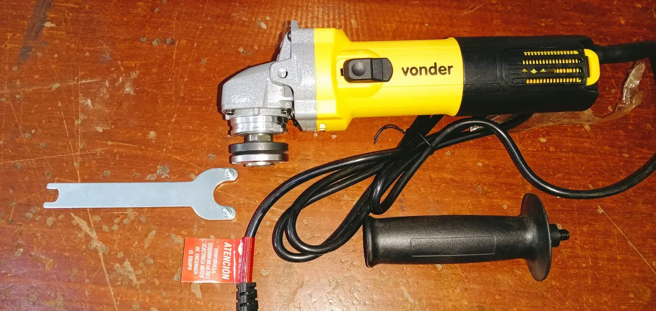 Esmerilhadeira Vonder Nova