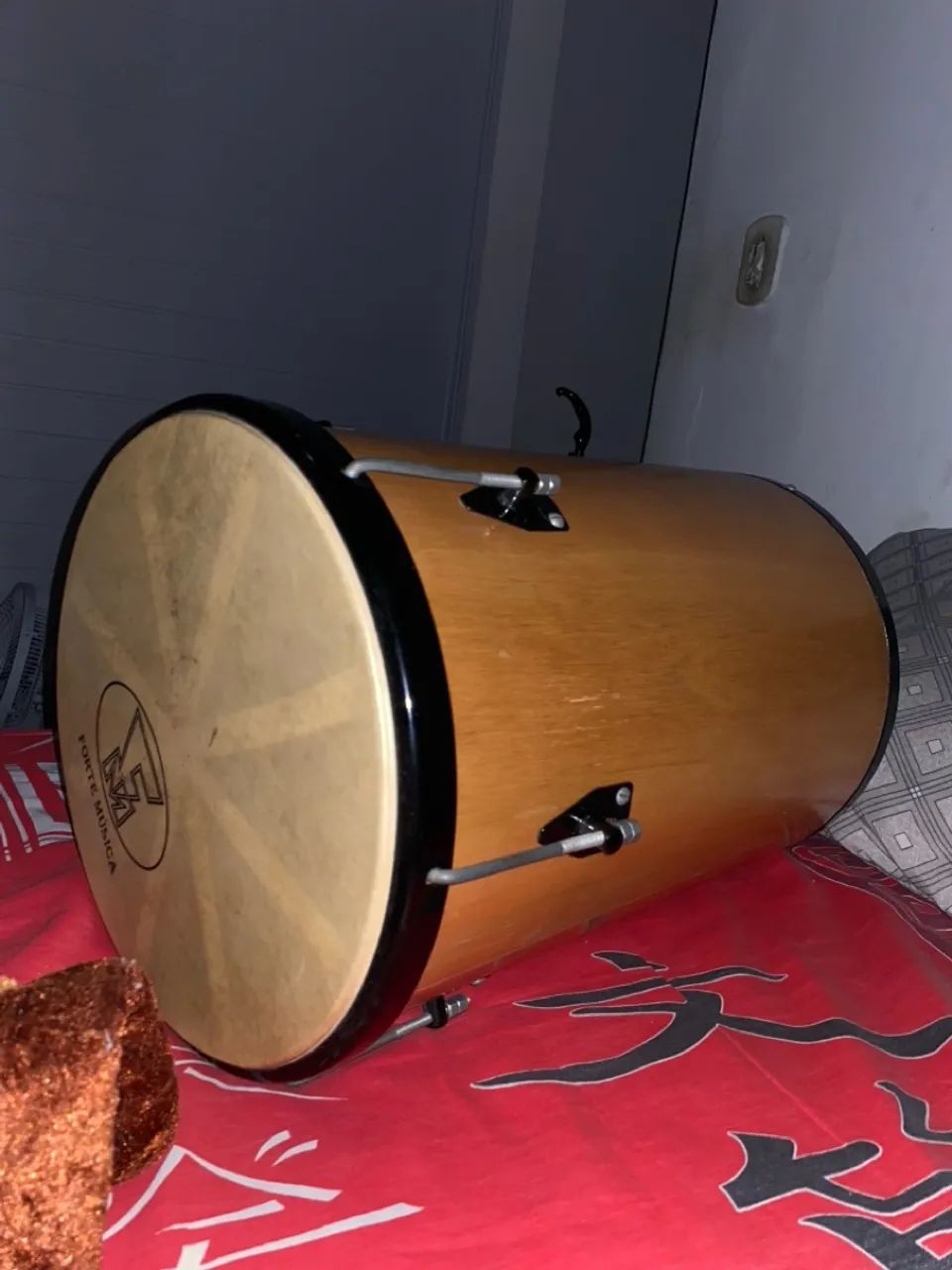 *ACEITO CAVAQUINHO* Tantan, Rebolo 45x12 Madeira - Fer. Preta Pele Animal - Forte Musica - Foto 2