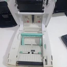 Impressora de etiqueta térmica Intermec EasyCoder PC4 - Foto 2