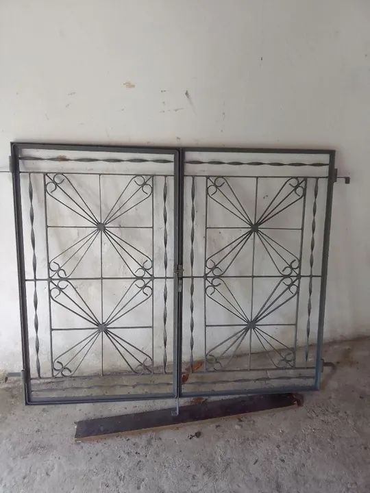 Grade de ferro para segurança residencial