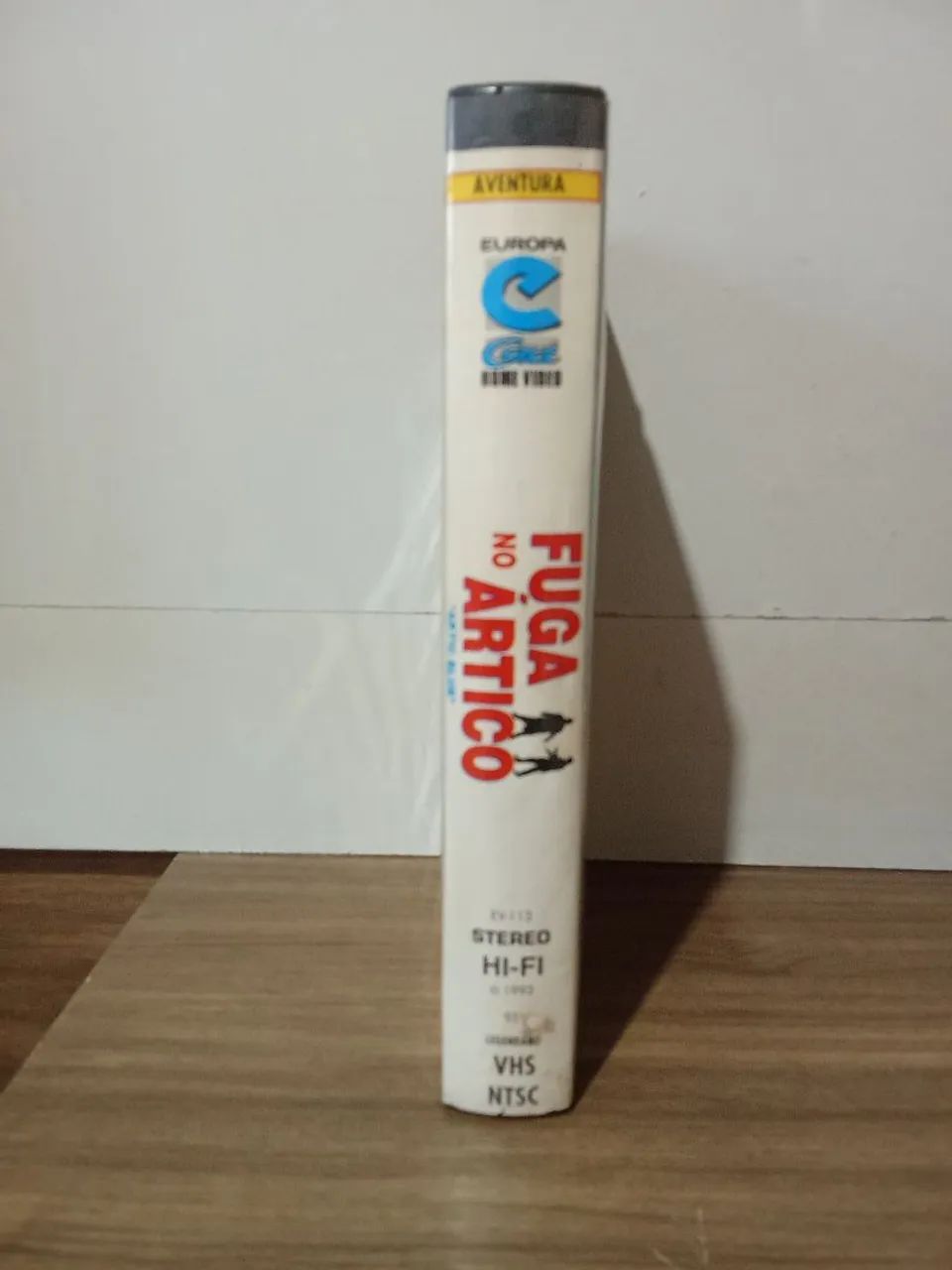 vhs filme fuga no Ártico (legendado) - Foto 3