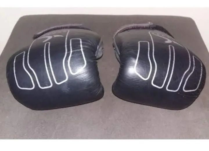 Luvas de Boxe - Tamanho M