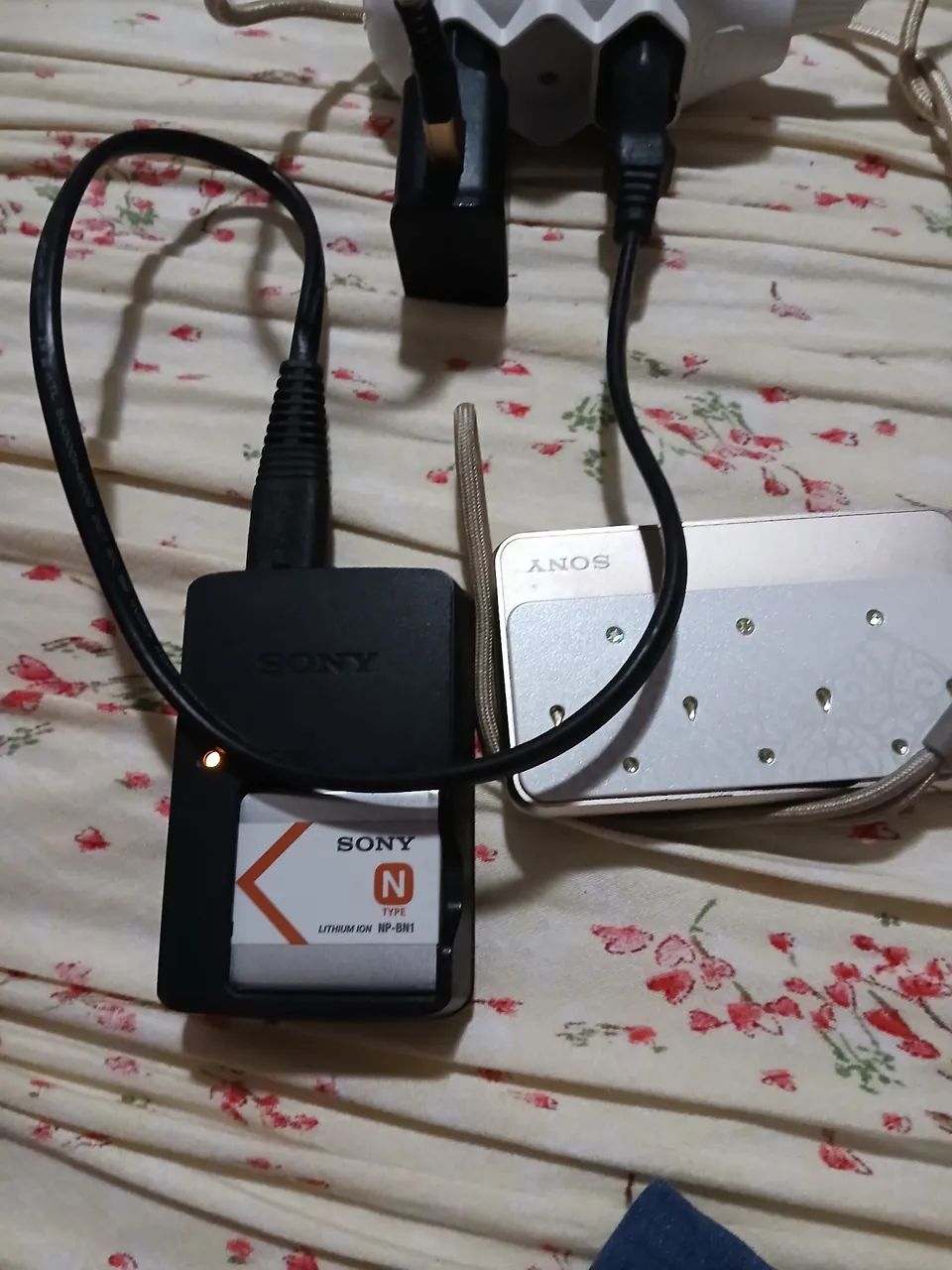 Câmera Digital Sony Carl Zeiss - Foto 6