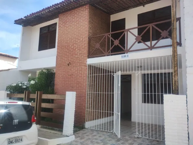 Casa na Barra Nova, 5/4, 2 banheiros, na rua do Cara Velha