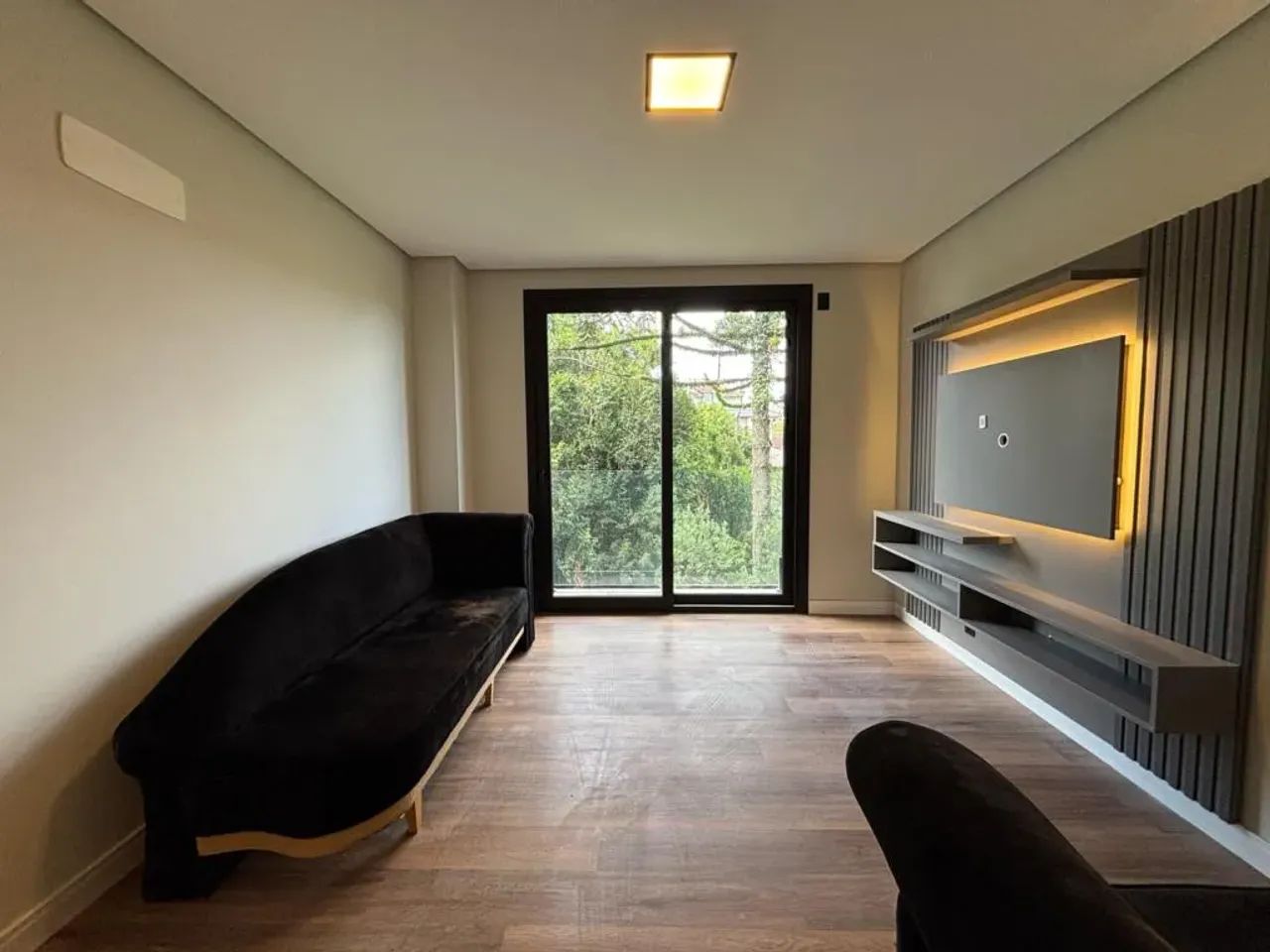 Apartamento 2 Dorm - Bairro Celulose