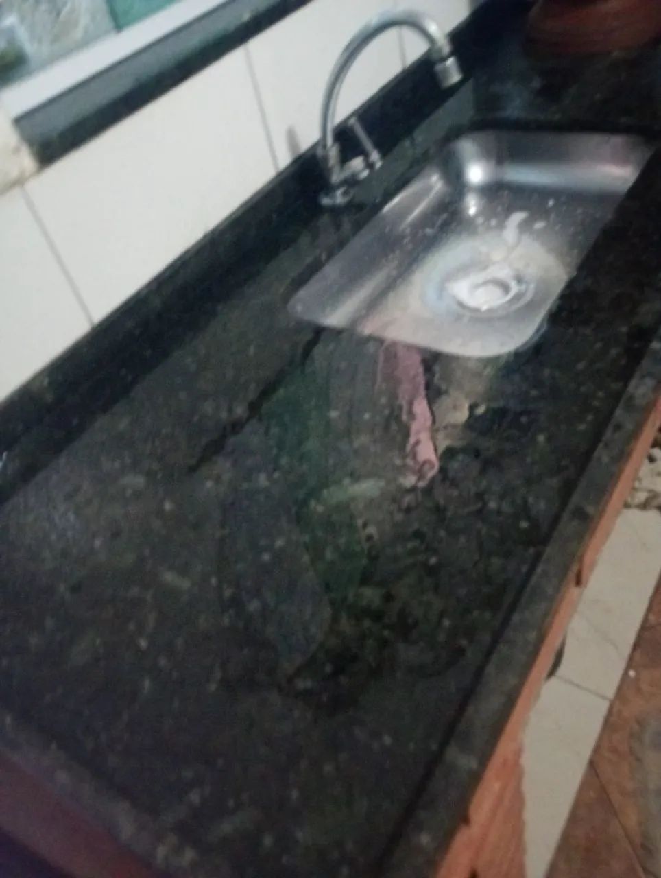 Pia de mármore de 1,60m