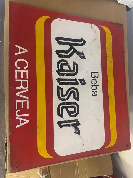 Placa antiga Kaiser e Placa antiga Pepsi