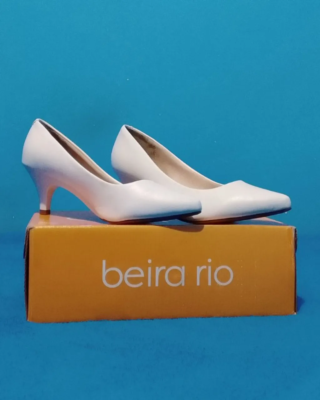 Sapato Feminino Salto Scarpin Branco Beira Rio - Elegância e Conforto