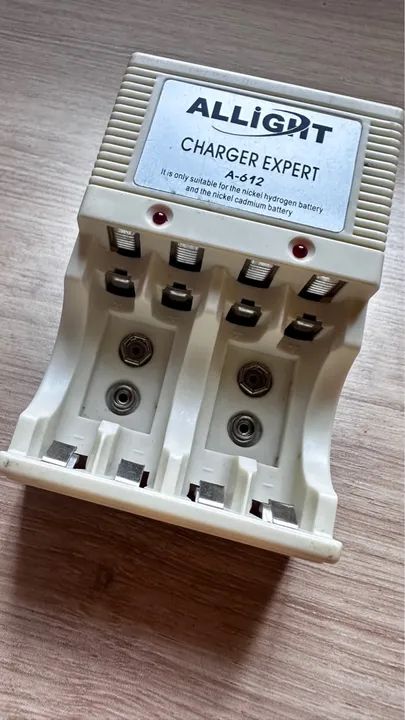 Carregador Pilhas Aa/aaa 4 Slots Eficiente Bivolt Oferta - Foto 5