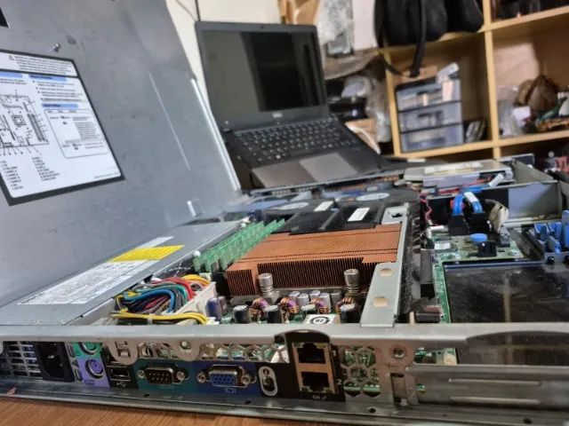 Servidor DELL Poweredge R200 - Foto 3