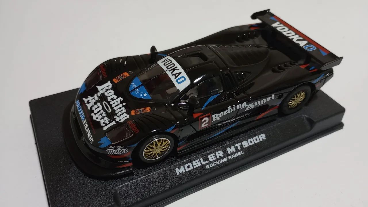 Carro de autorama Mosler MT900R