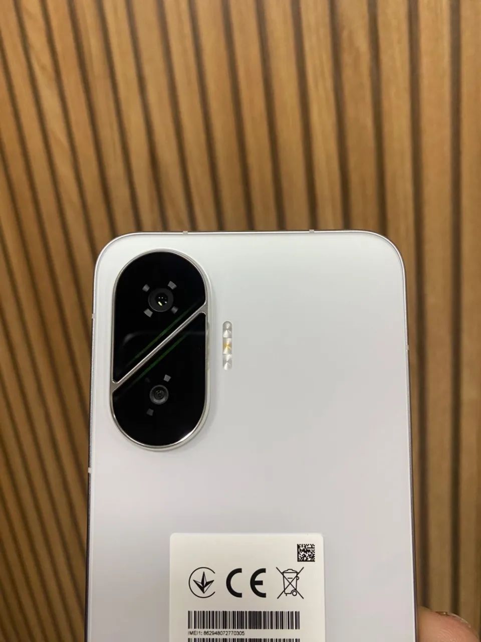 Xiaomi Poco F7 - 256GB / 12GB RAM - Celulares e Smartphones