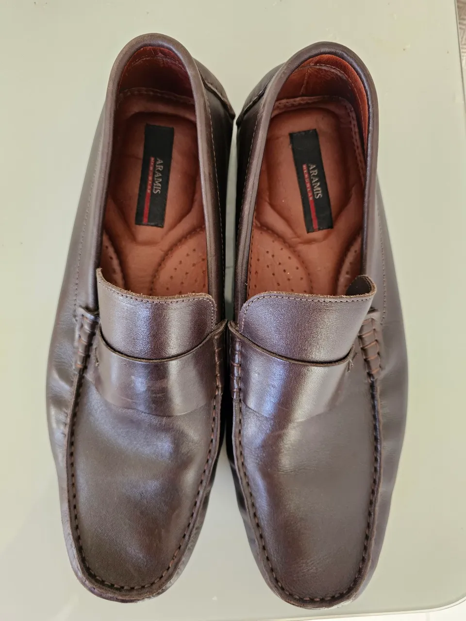 Sapatos de Couro Marrom Aramis