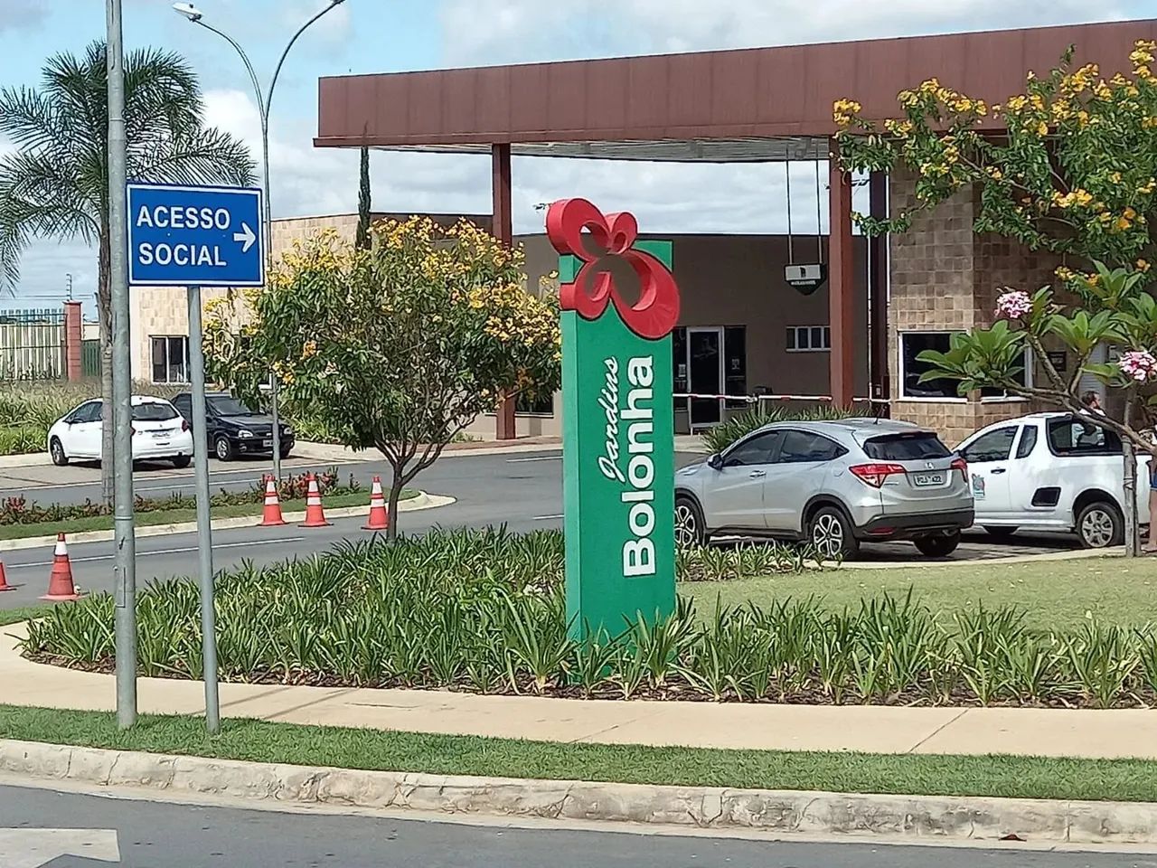 Terreno à venda no bairro Jardins Bolonha - Senador Canedo/GO