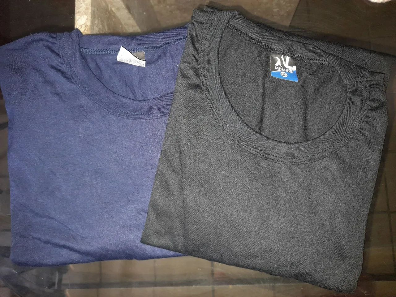 Vendo kit 2 Camisa Masculina Preta e Azul Marinho GG - Foto 3