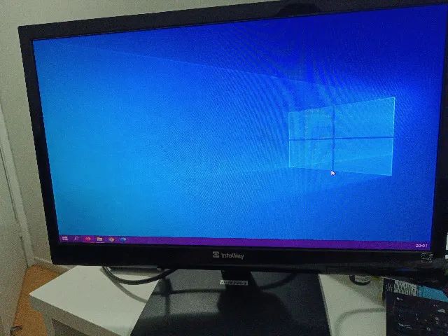 Monitor LG LED 21,5" E2241V