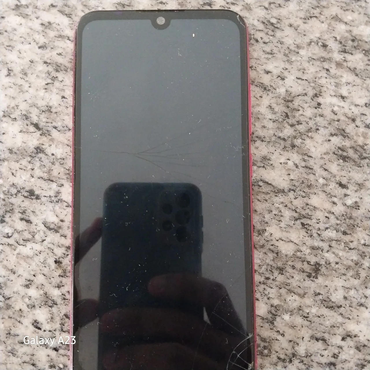 Smartphone Motorola Moto E6 Plus 4G 32GB 2GB RAM Tela Trincada